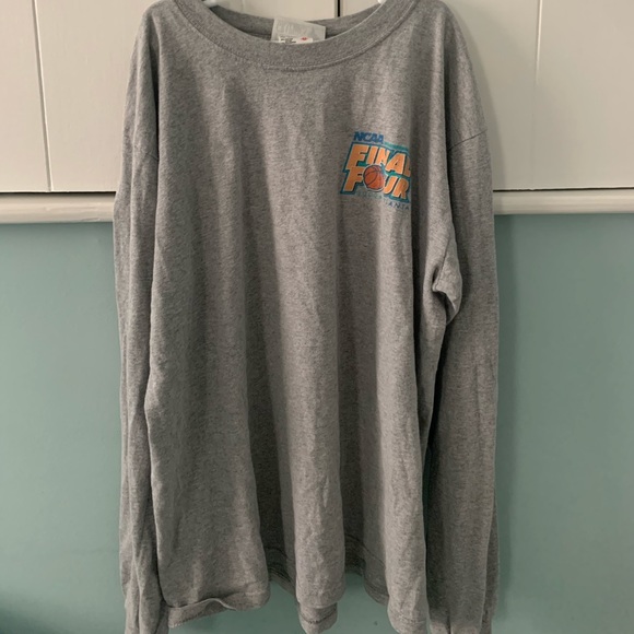 Vintage March Madness T-shirt! - Picture 2 of 5